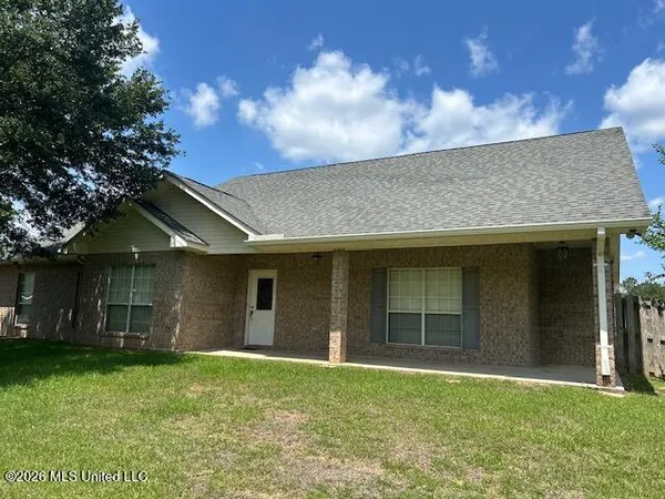 $399,900 | 5480 Rocky Hill Dedeaux Road, Kiln, MS 39556