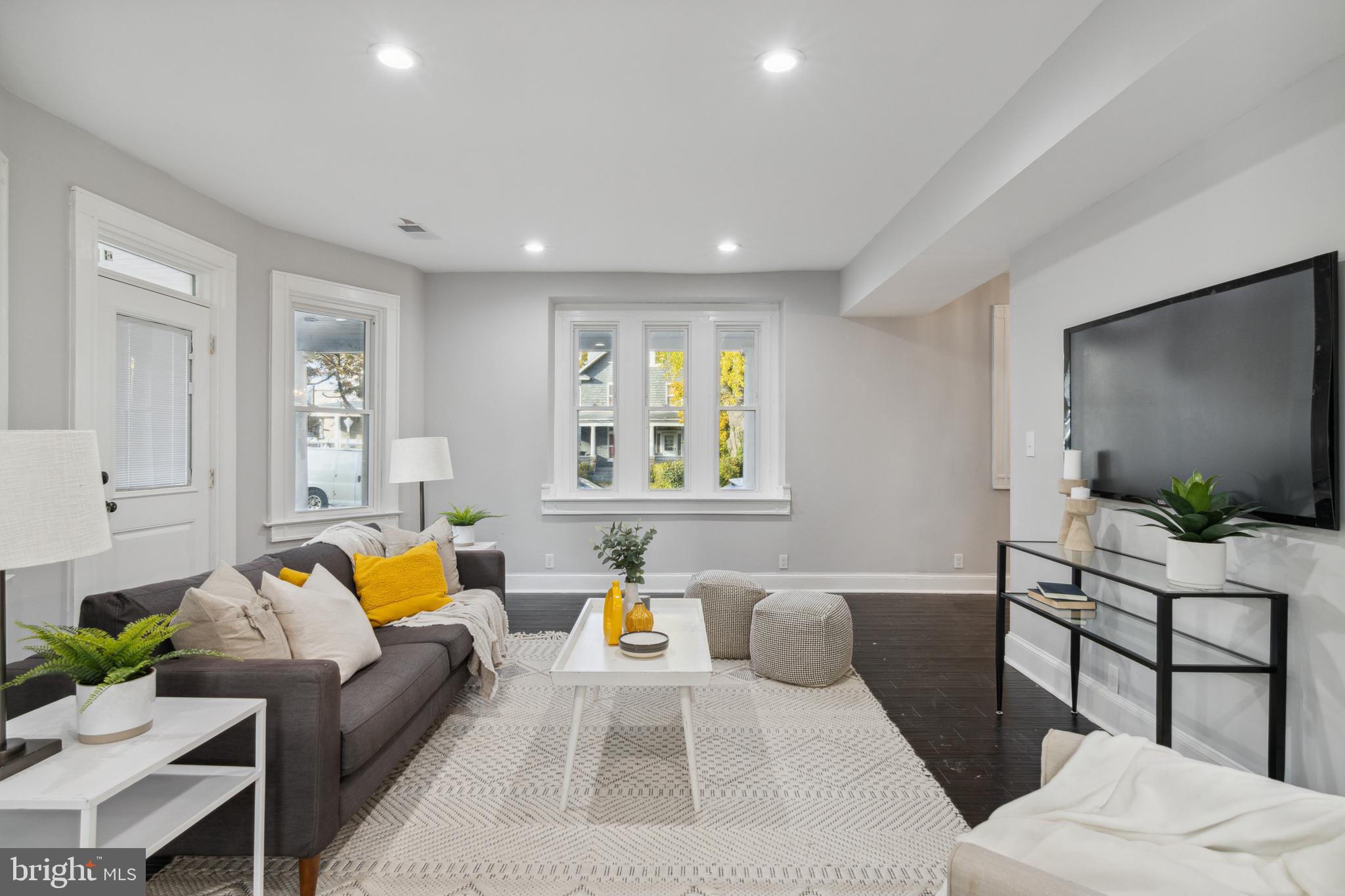 505 Orkney Road Baltimore, MD 21212 - Photo 3 of 46