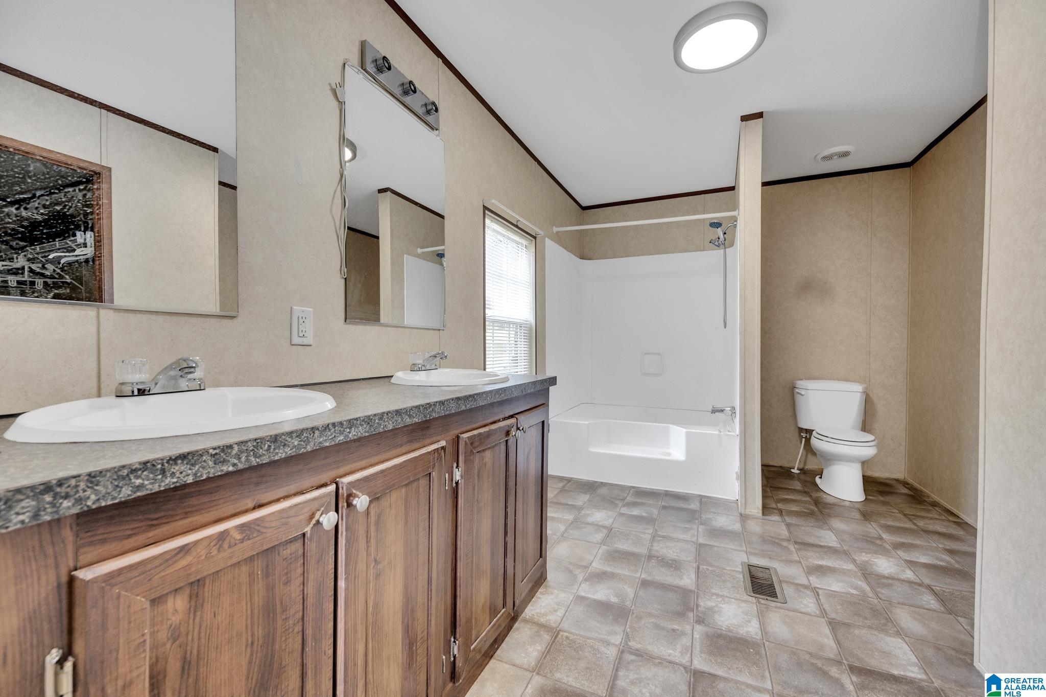 5579 Snowville Brent Road Dora, AL 35062 - Photo 17 of 34