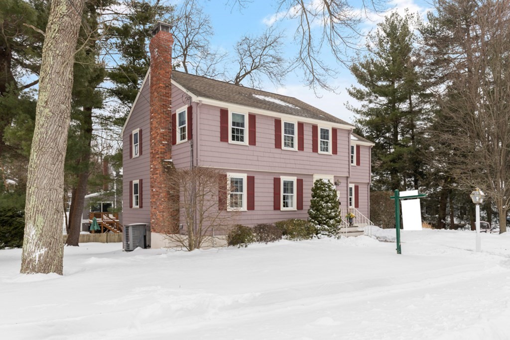 45 Ash Hill Road Reading, MA 01867 - Photo 2 of 30 Gallery Image 2