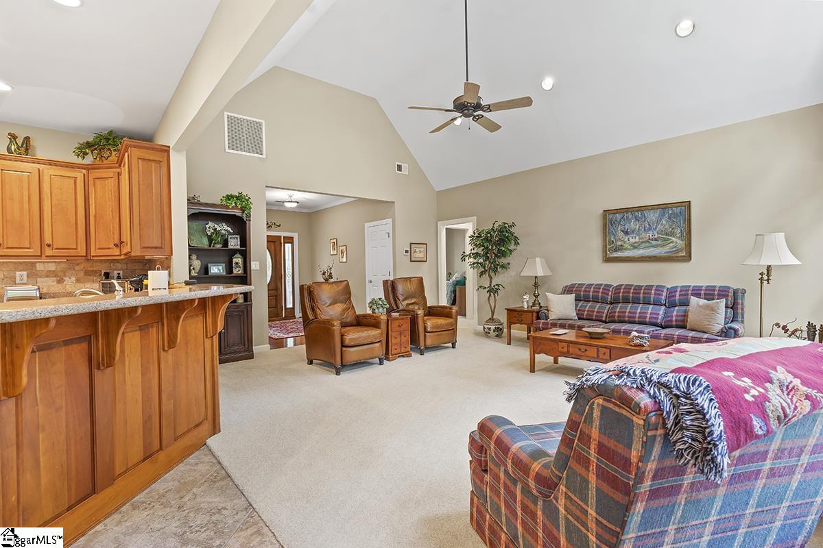 219 Compass Point Ninety Six, SC 29666 - Photo 9 of 27