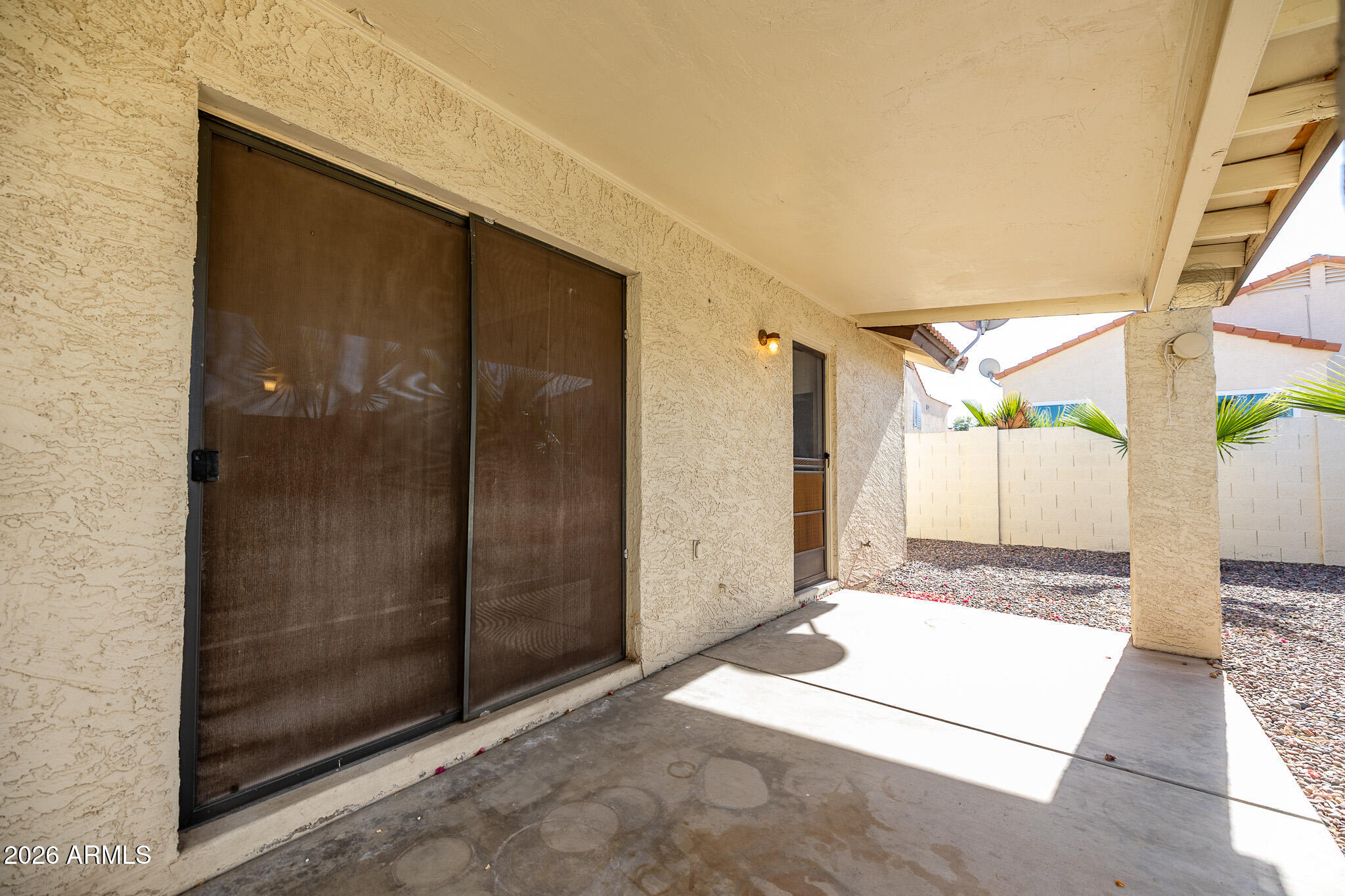 542 South Higley Road, Unit 104 Mesa, AZ 85206 - Photo 21 of 22 a bathroom with a shower and a bathtub
