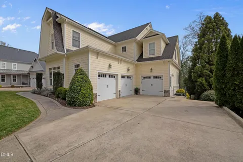 $1,095,000 | 564 Mountain Laurel, Chapel Hill, NC 27517