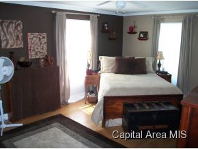525 Rosedale Boulevard Jacksonville, IL 62650 - Photo 6 of 12 Gallery Image 6
