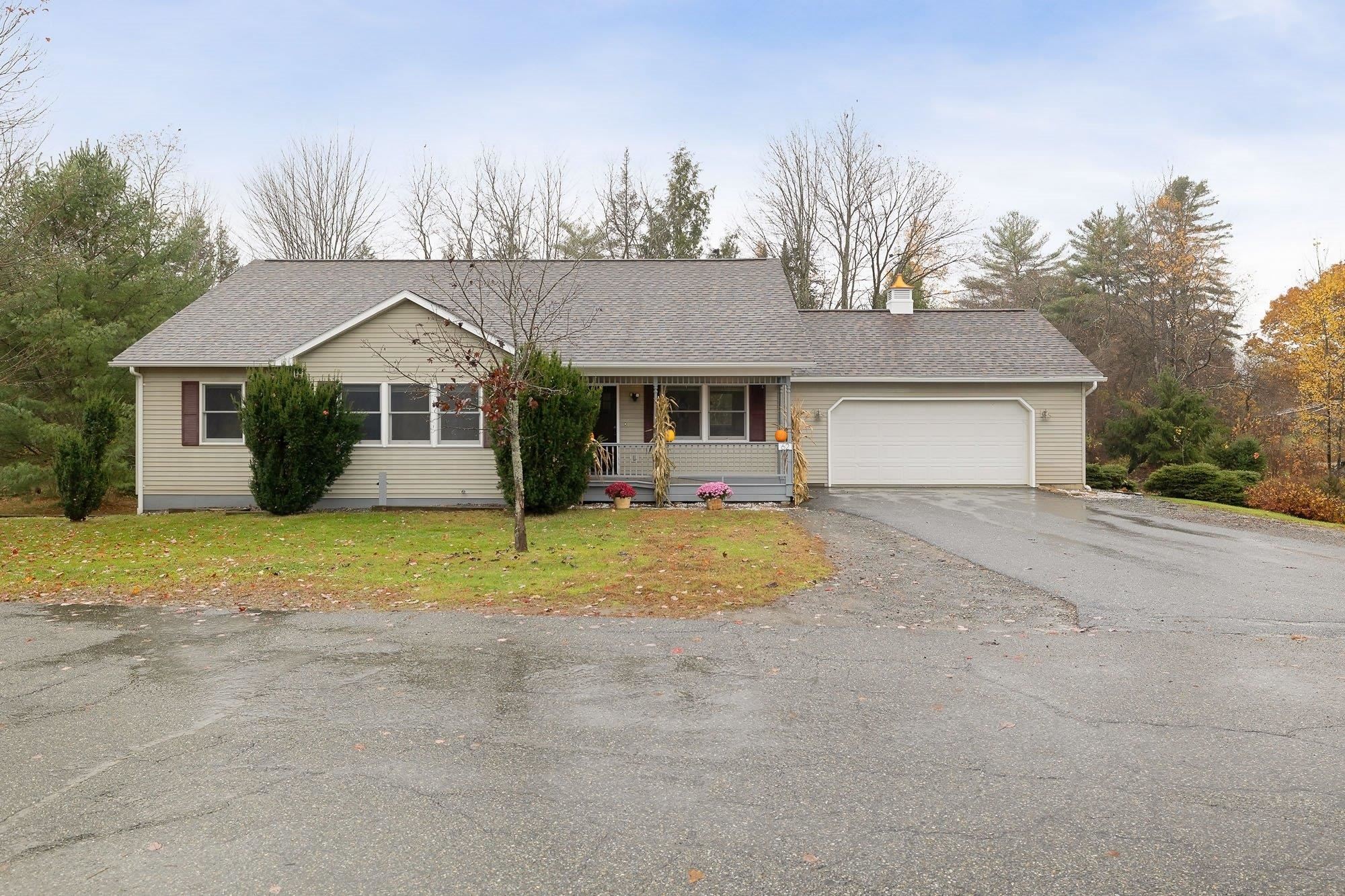 62 Woodsedge Road Morristown, VT 05661 - Photo 2 of 25