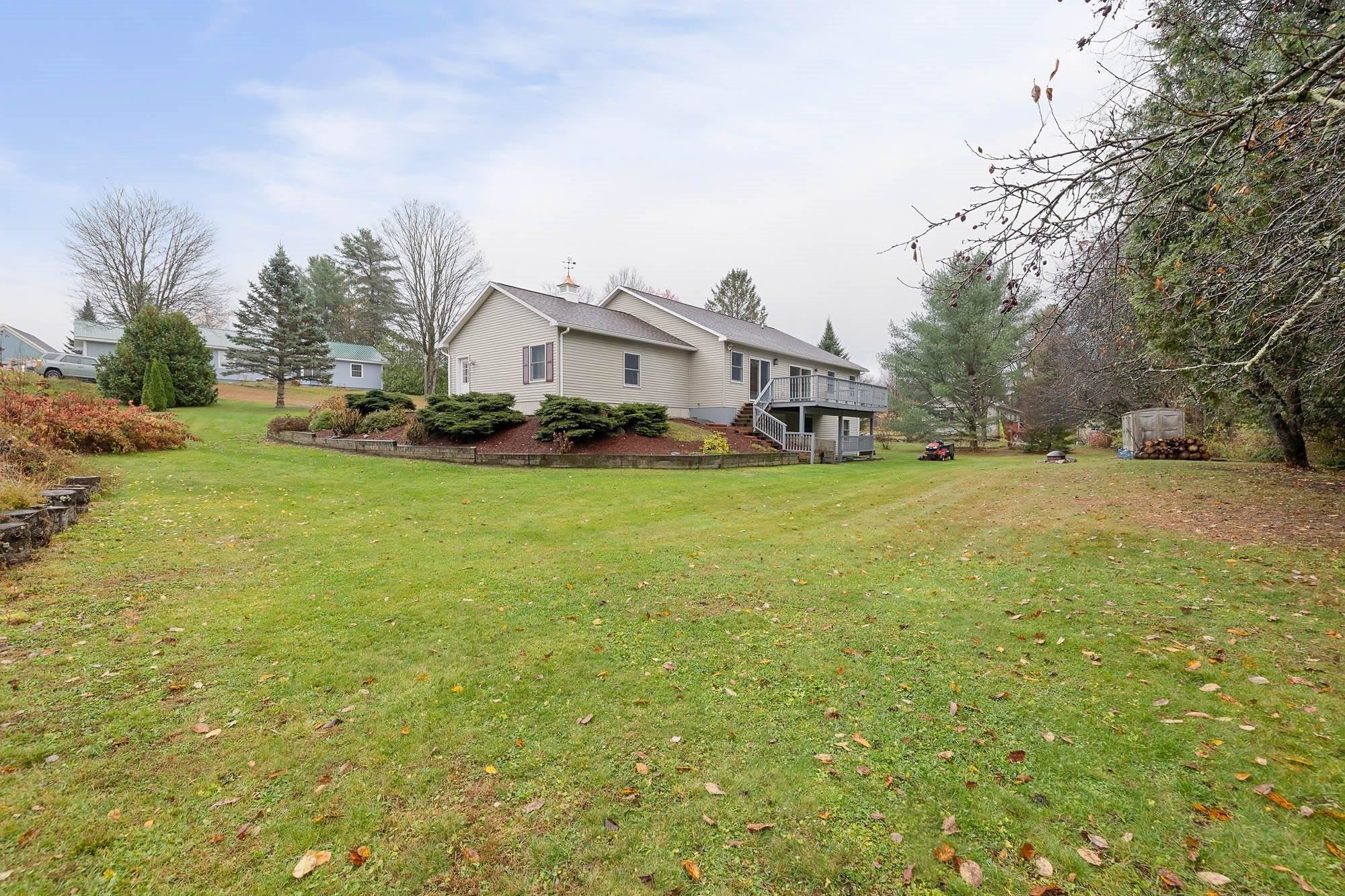 62 Woodsedge Road Morristown, VT 05661 - Photo 4 of 25