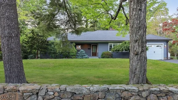 $999,000 | 40 Old Army Road, Bernardsville, NJ 07924