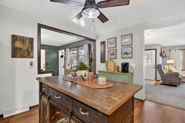 $320,000 | 209 West Chestnut Street, Pardeeville, WI 53954