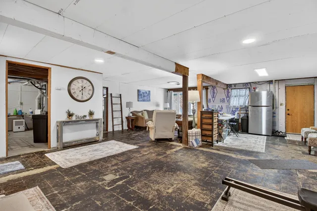 $320,000 | 209 West Chestnut Street, Pardeeville, WI 53954