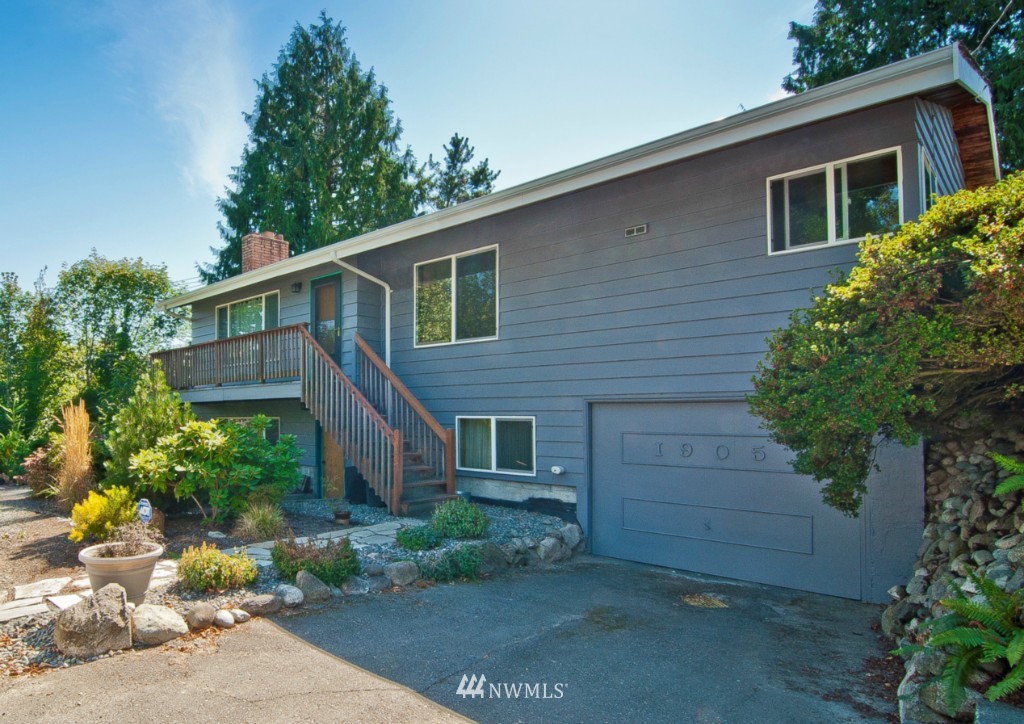1905 Southwest Webster Street Seattle, WA 98106 - Photo 1 of 15 Gallery Image 1