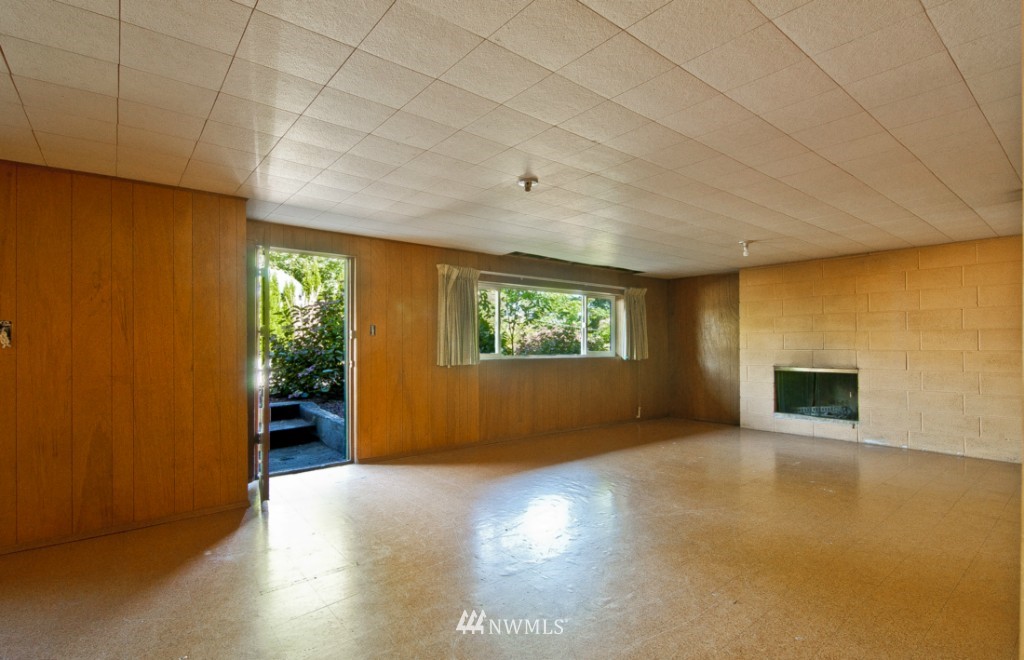 1905 Southwest Webster Street Seattle, WA 98106 - Photo 4 of 15 Gallery Image 4