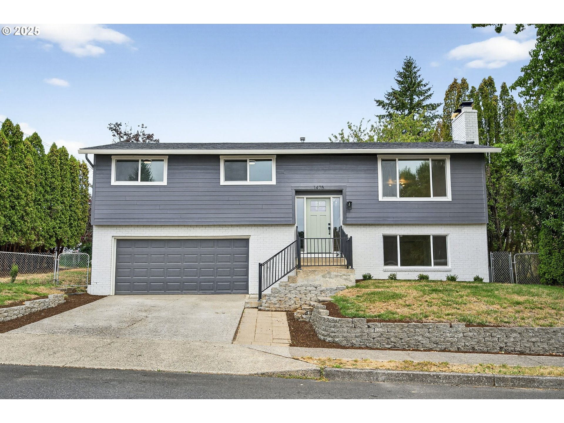 1475 Southwest 4th Street Gresham, OR 97080 - Photo 1 of 37 Gallery Image 1