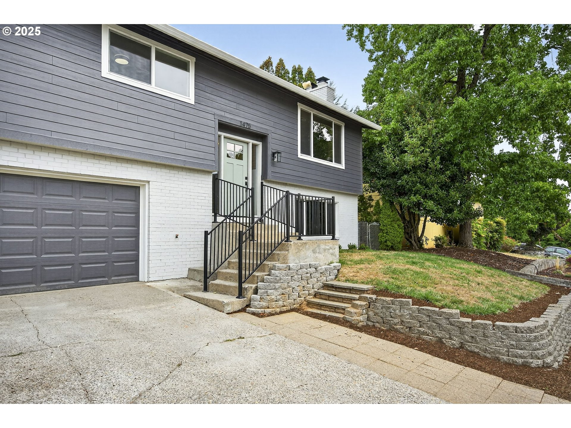 1475 Southwest 4th Street Gresham, OR 97080 - Photo 3 of 37 Gallery Image 3