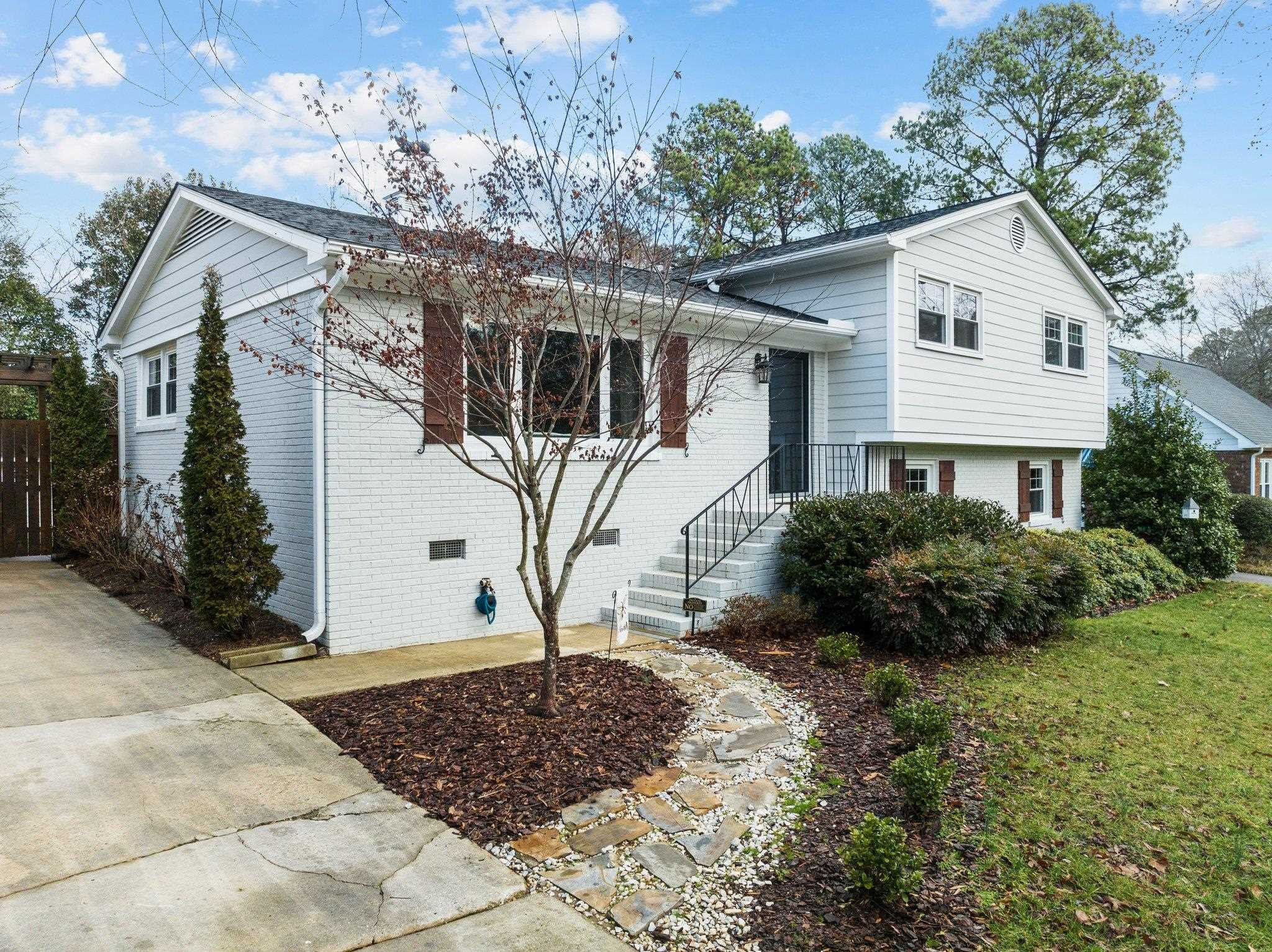 421 Crescent Court Raleigh, NC 27609 - Photo 2 of 46 Photo 2