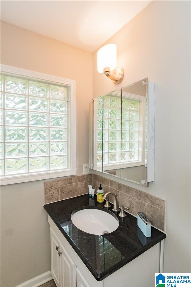 409 Shades Crest Road Birmingham, AL 35226 - Photo 22 of 37