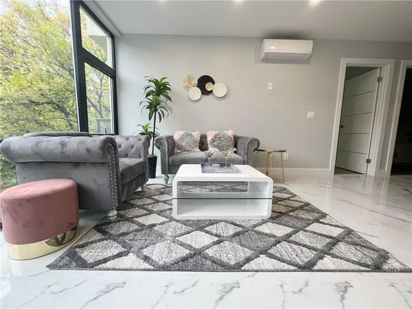 $620,000 | 4016 7th Avenue, Unit 2R | Sunset Park