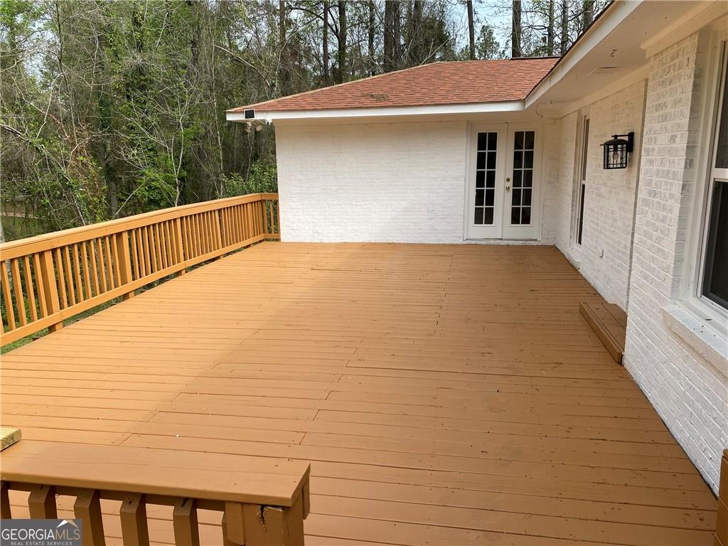 4029 Winding Way Macon, GA 31204 - Photo 21 of 24 a view of a garage