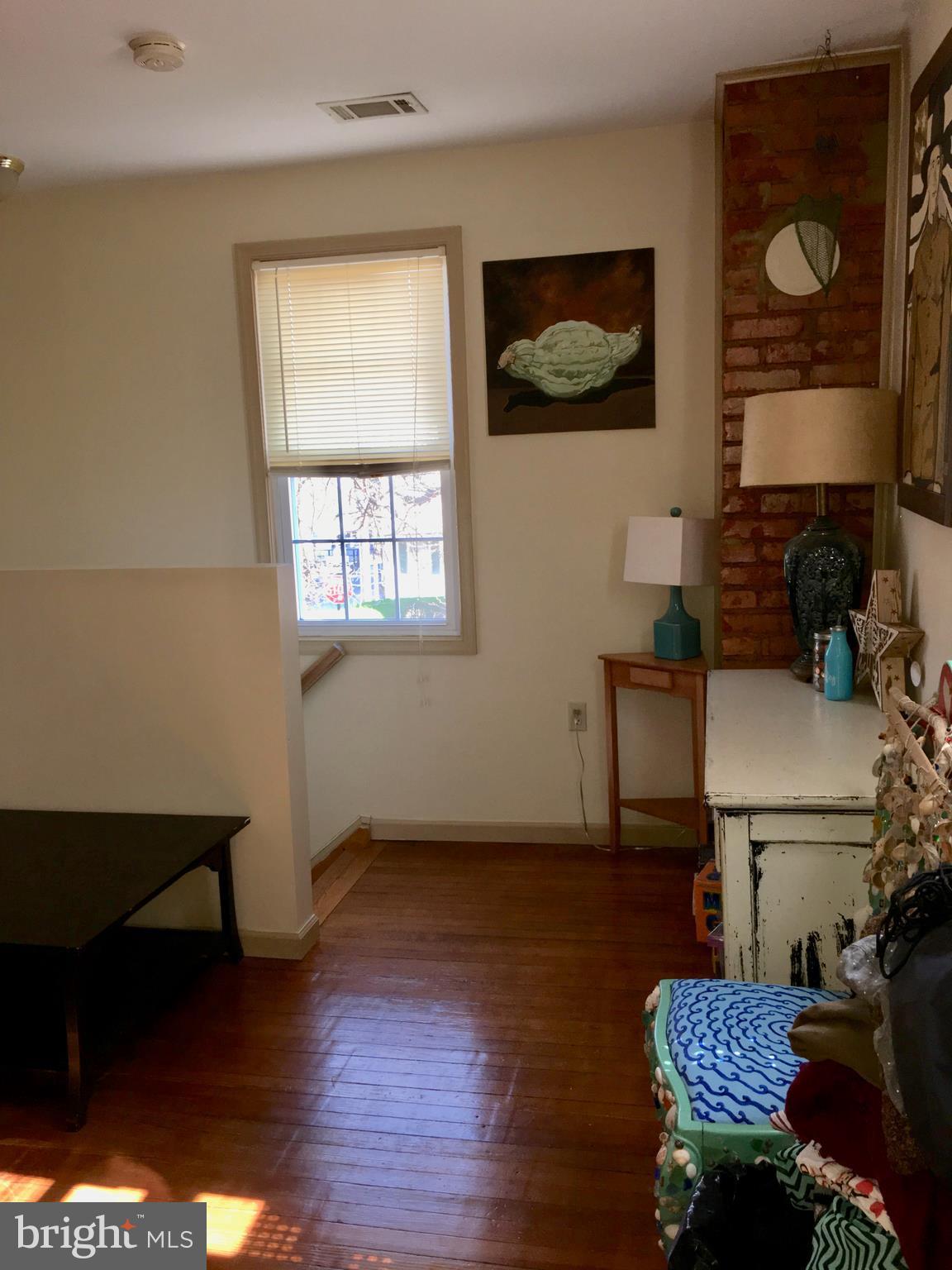 108 Burck Street Frederick, MD 21701 - Photo 3 of 19 Interior (General)