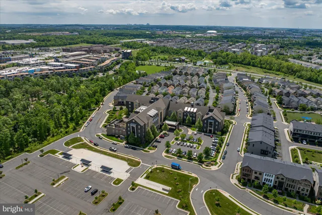 $1,149,000 | 20305 Savin Hill Drive, Ashburn, VA 20147