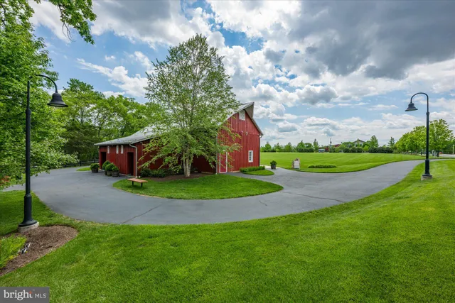 $1,149,000 | 20305 Savin Hill Drive, Ashburn, VA 20147