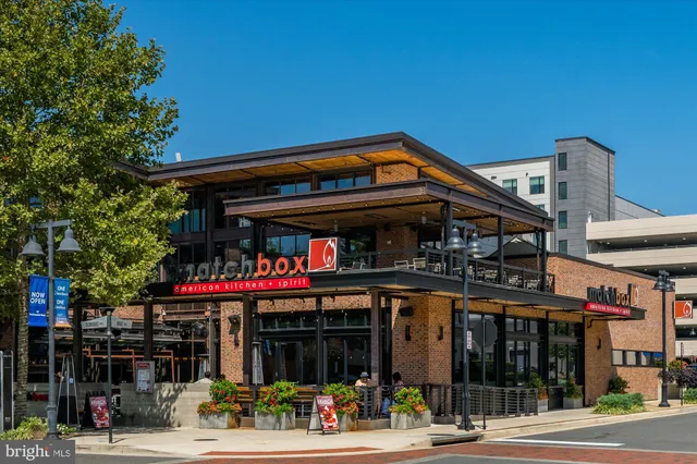 $1,149,000 | 20305 Savin Hill Drive, Ashburn, VA 20147