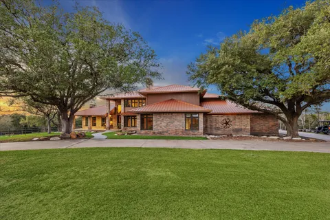 $7,800,000 | 900 Farm To Market 1948, Brenham, TX 77833