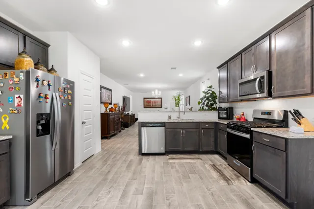 $290,000 | 14427 Sunny Bend Way, Conroe, TX 77303