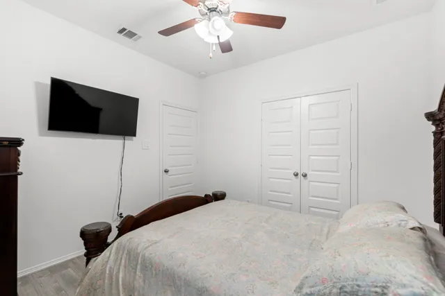 $290,000 | 14427 Sunny Bend Way, Conroe, TX 77303