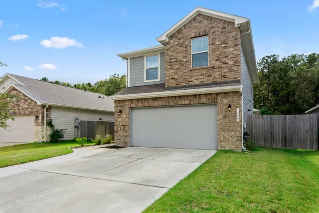 $290,000 | 14427 Sunny Bend Way, Conroe, TX 77303