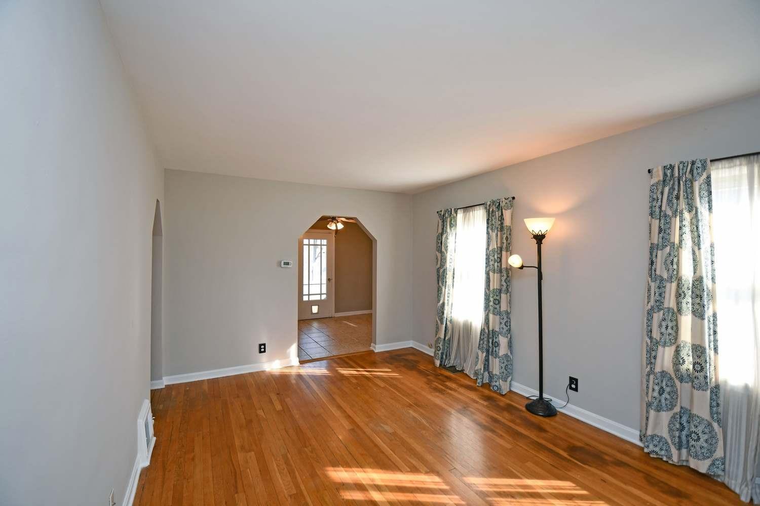 6712 Salem Road Cincinnati, OH 45230 - Photo 4 of 26