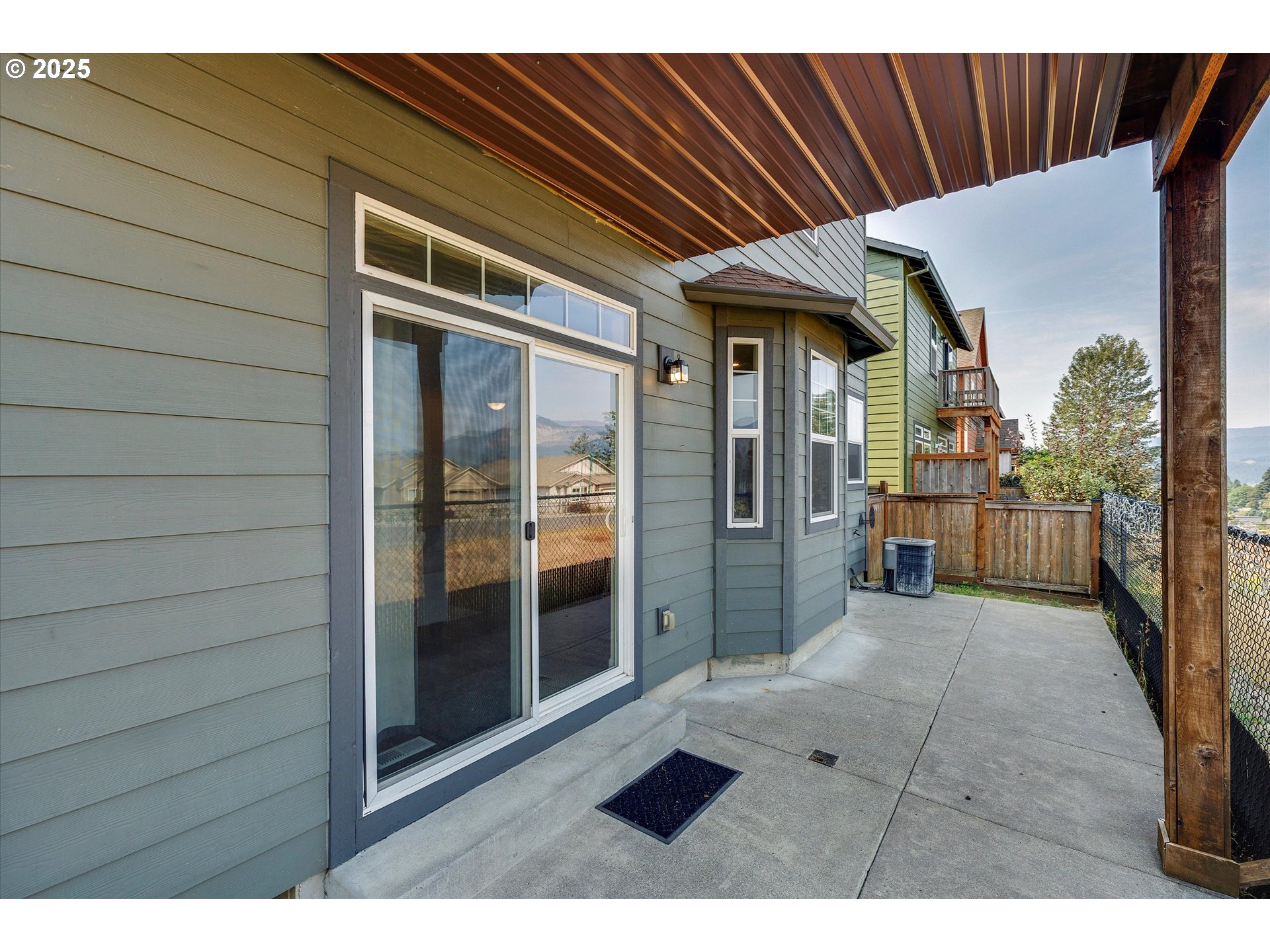 1153 Chinookan Drive Cascade Locks, OR 97014 - Photo 24 of 27 a view interior of the house with wooden floor