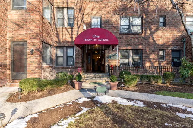 $195,000 | 1 Franklin Avenue, Unit 4G, White Plains, NY 10601