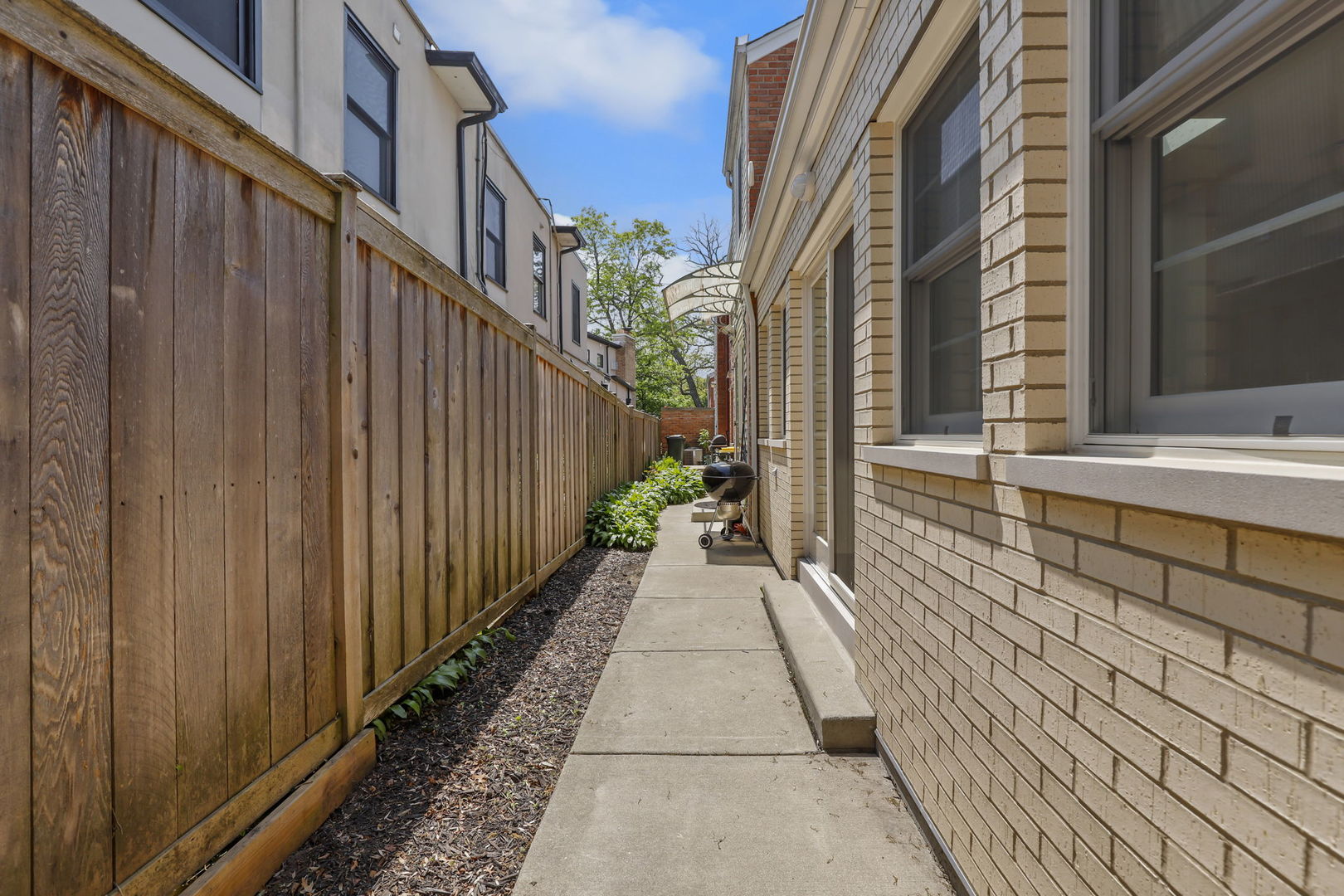 772 Green Bay Road Winnetka, IL 60093 - Photo 25 of 31 a view of a pathway with a wooden stairs