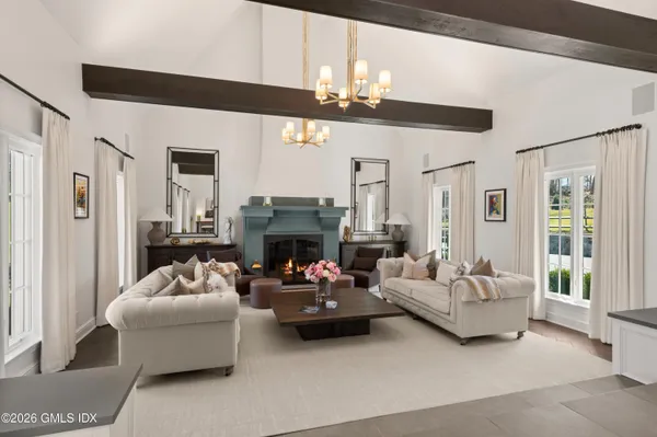 $4,495,000 | 6 Carpenters Brook Road, Greenwich, CT 06831