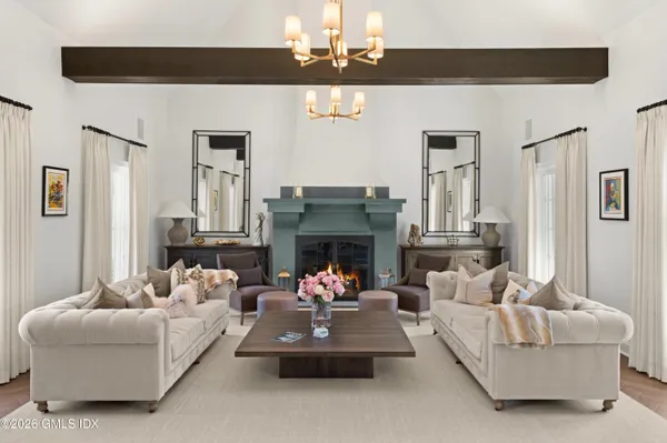 $4,495,000 | 6 Carpenters Brook Road, Greenwich, CT 06831