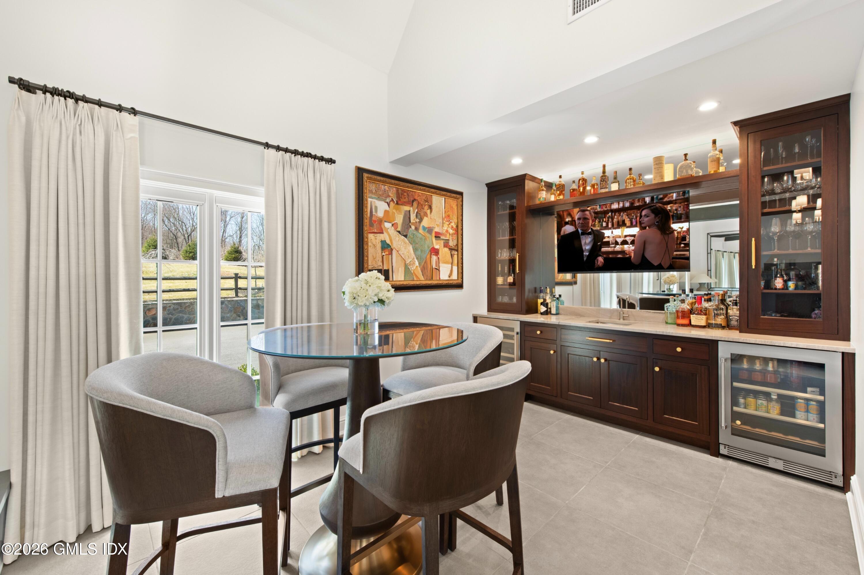 6 Carpenters Brook Road Greenwich, CT 06831 - Photo 16 of 71 5.48 Living Room Wet Bar