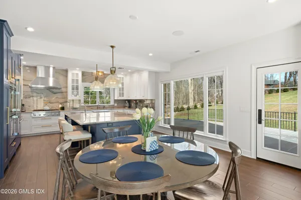 $4,495,000 | 6 Carpenters Brook Road, Greenwich, CT 06831