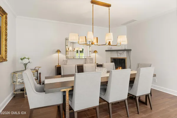 $4,495,000 | 6 Carpenters Brook Road, Greenwich, CT 06831