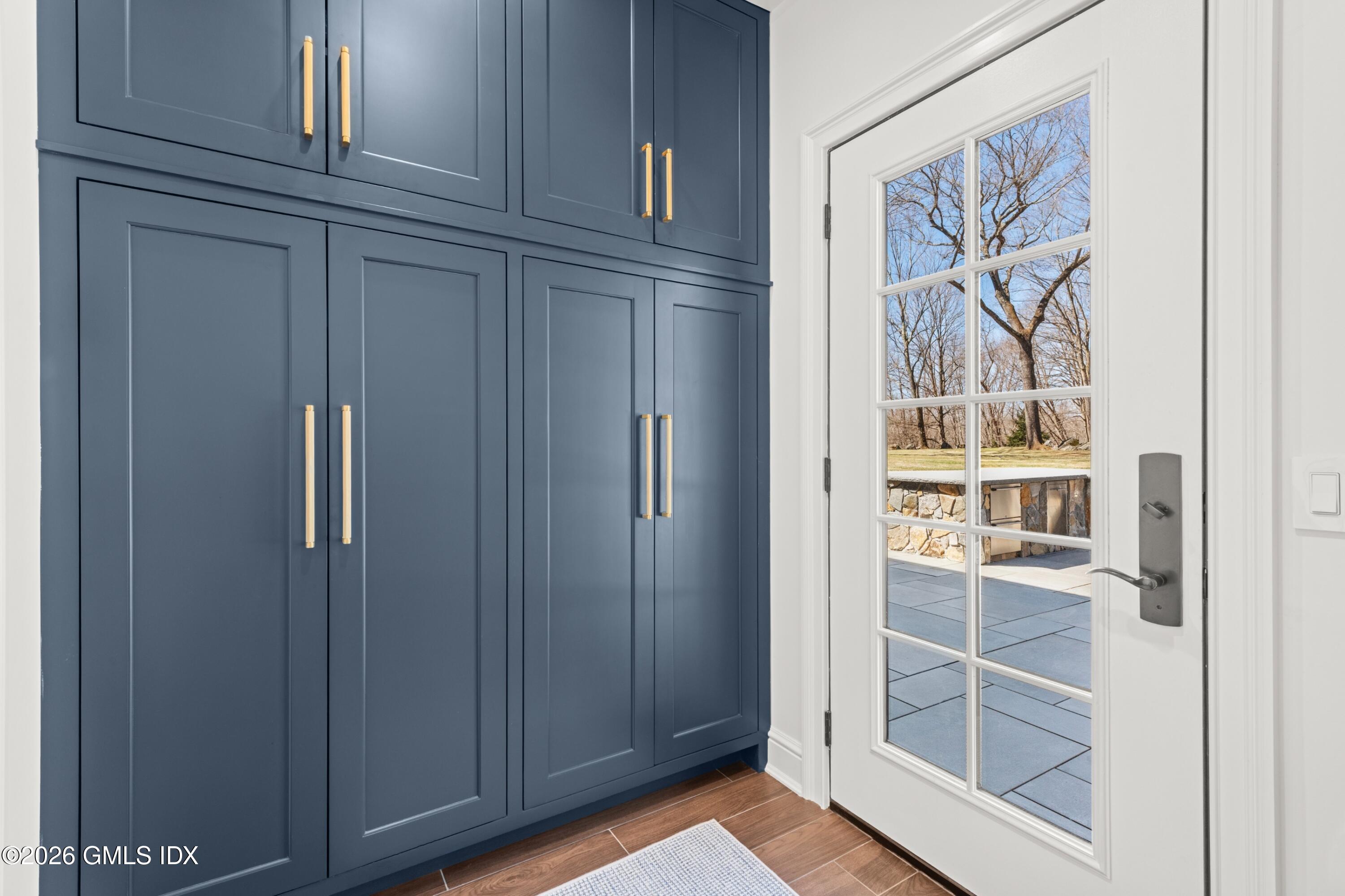 6 Carpenters Brook Road Greenwich, CT 06831 - Photo 30 of 71 9.17 Pantry Storage