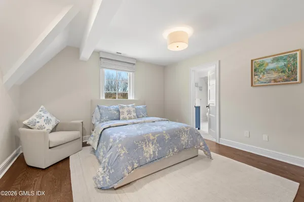 $4,495,000 | 6 Carpenters Brook Road, Greenwich, CT 06831
