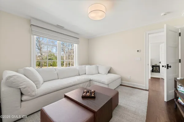 $4,495,000 | 6 Carpenters Brook Road, Greenwich, CT 06831