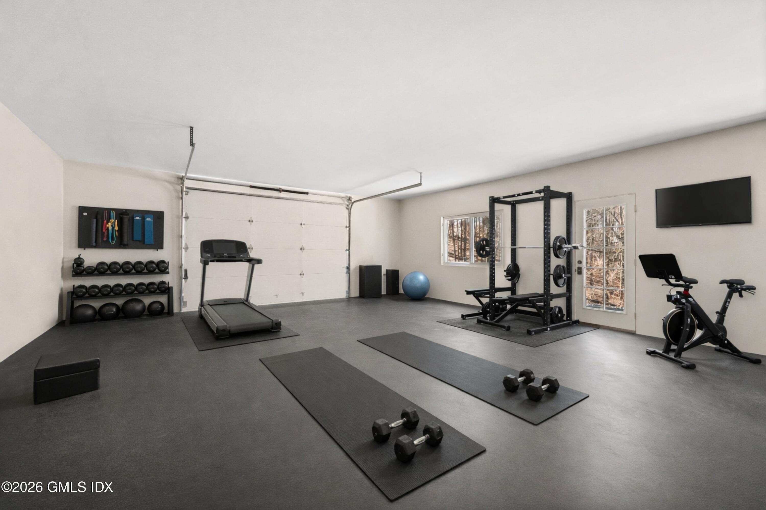 6 Carpenters Brook Road Greenwich, CT 06831 - Photo 55 of 71 13.56 Gym Garage