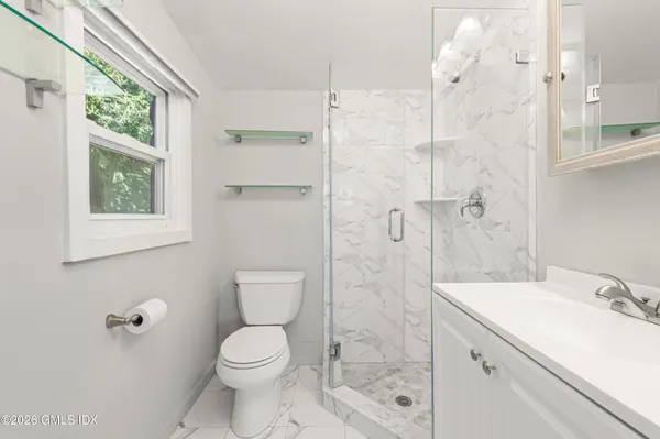 $4,495,000 | 6 Carpenters Brook Road, Greenwich, CT 06831