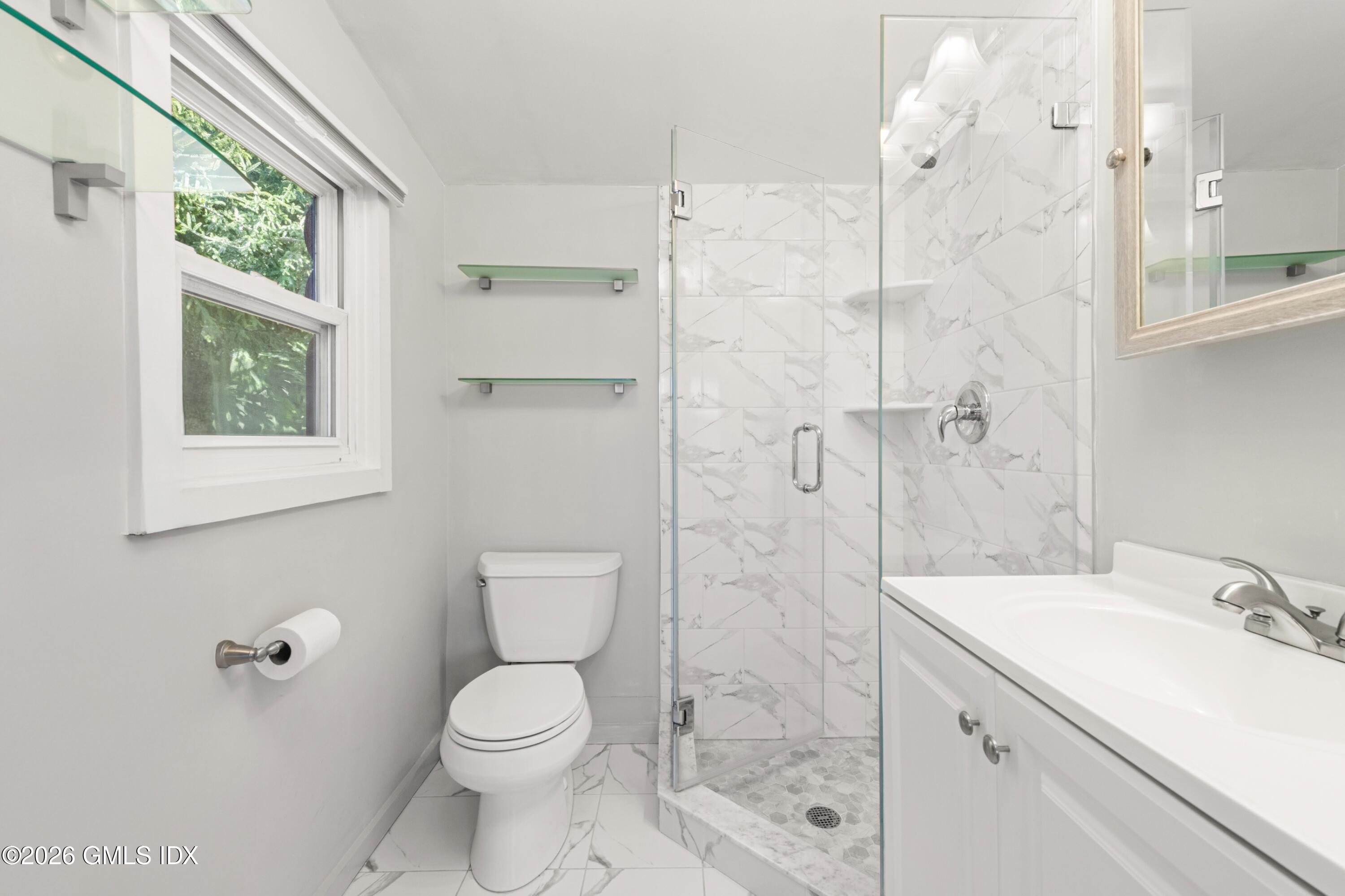 6 Carpenters Brook Road Greenwich, CT 06831 - Photo 71 of 71 15.43 Guest House Bath