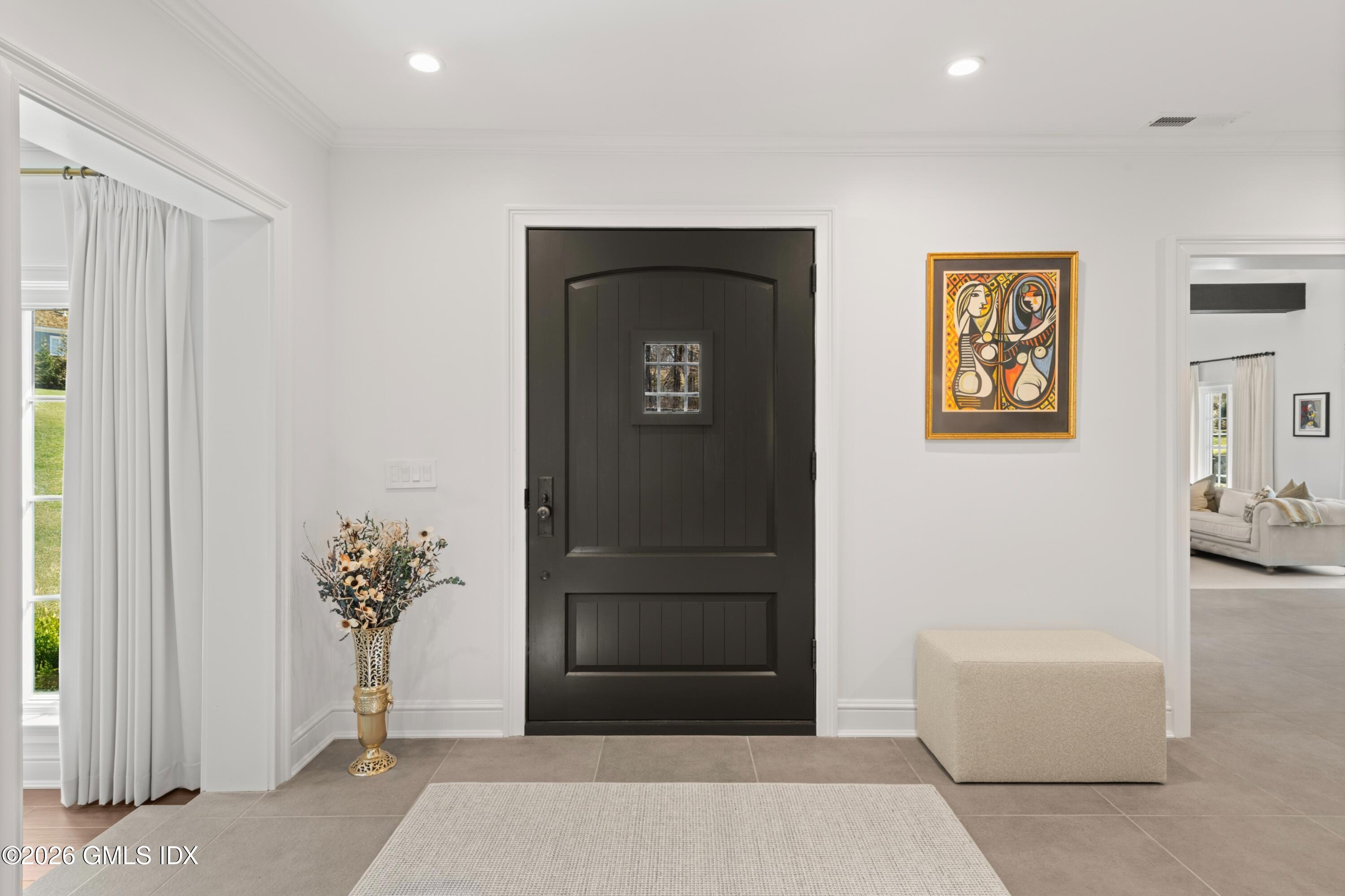 6 Carpenters Brook Road Greenwich, CT 06831 - Photo 9 of 71 5.14 Entry Hall