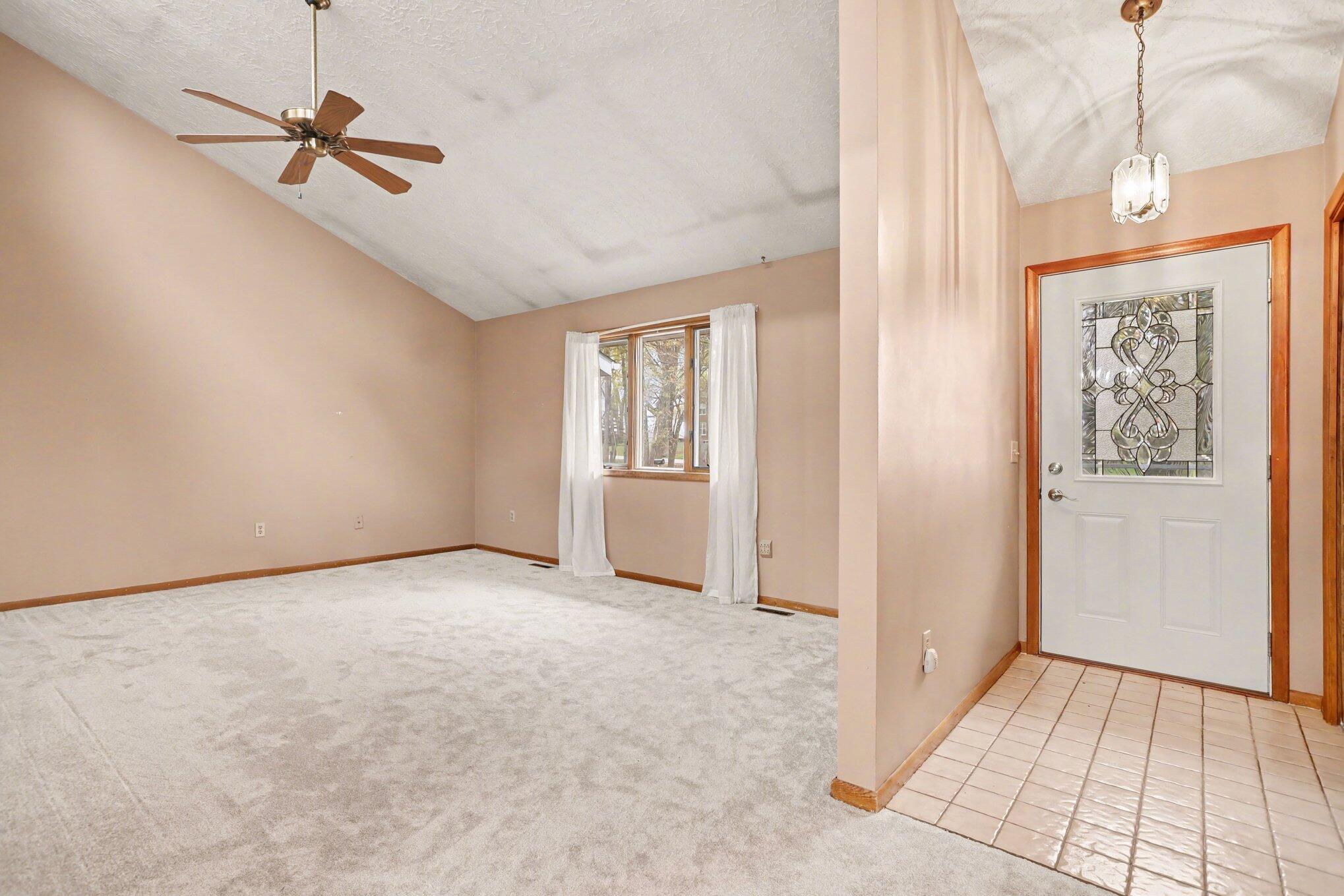 6955 Osborne Road Delton, MI 49046 - Photo 5 of 25 006_file_4841