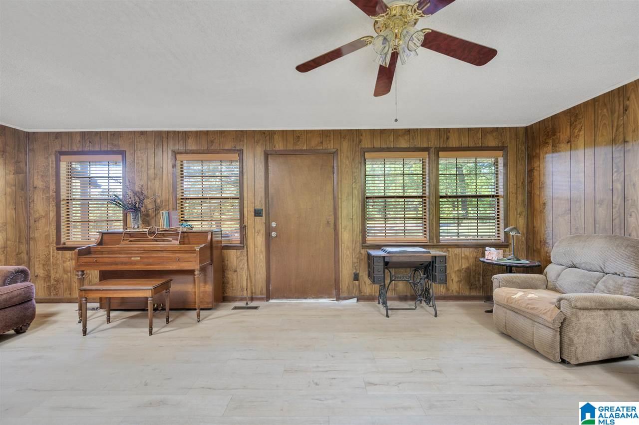 8255 Wade Road Warrior, AL 35180 - Photo 12 of 22
