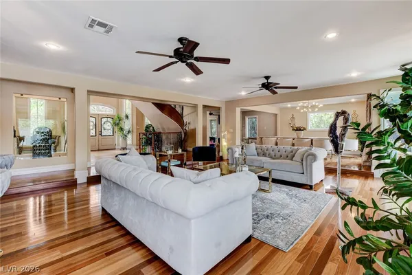 $9,900 | 7001 Alamitos Circle, Las Vegas, NV 89120