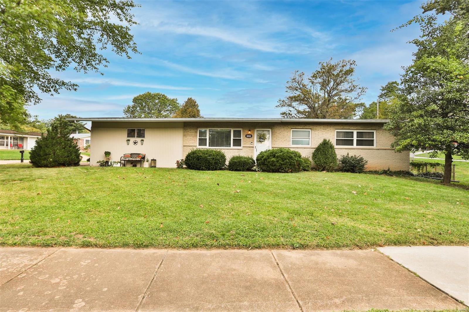 1000 Buckley Road St. Louis, MO 63125 - Photo 2 of 44 Gallery Image 2