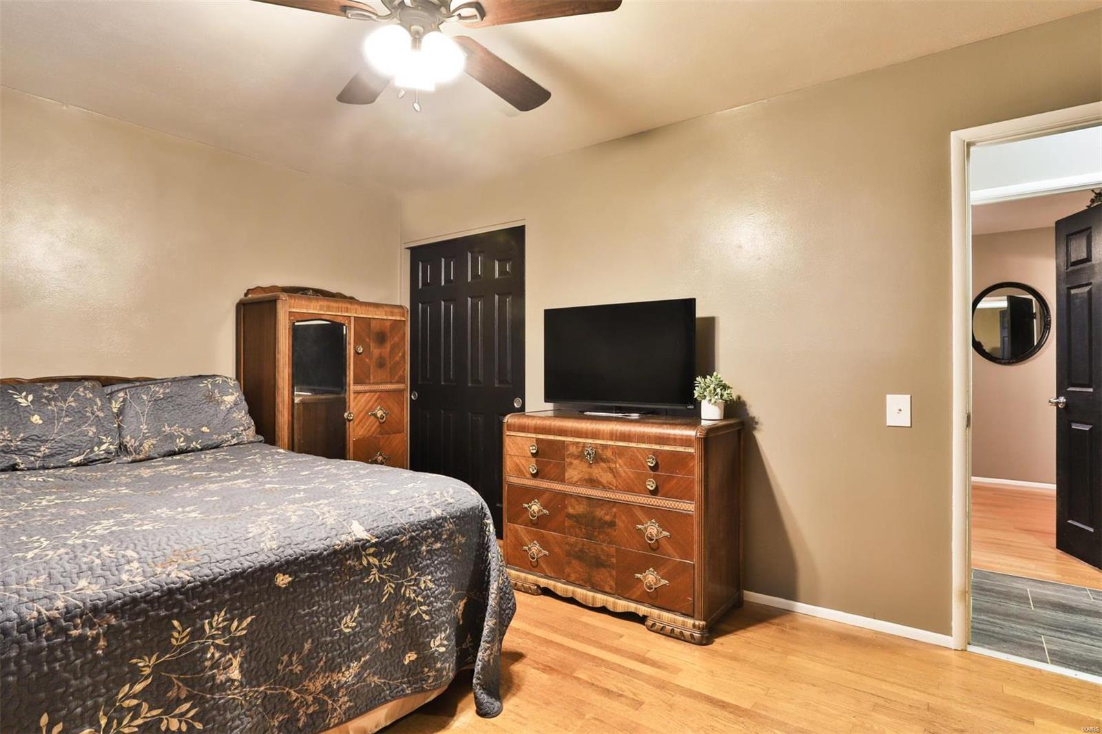 1000 Buckley Road St. Louis, MO 63125 - Photo 26 of 44 Gallery Image 26